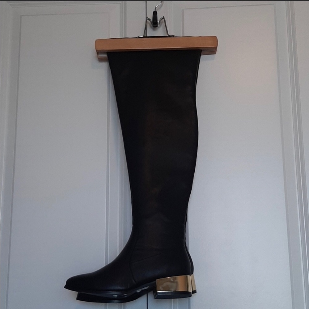 FOREVER 21 Over The Knee Boots